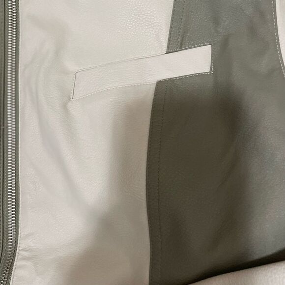 Nike Jordan Classics Capsule 2.0 Faux Leather Jacket DJ2716-320 Women's Sz Med - Picture 3 of 8